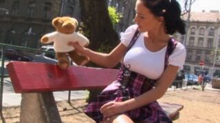 Estudiante recibe clases particulares de penetración doble